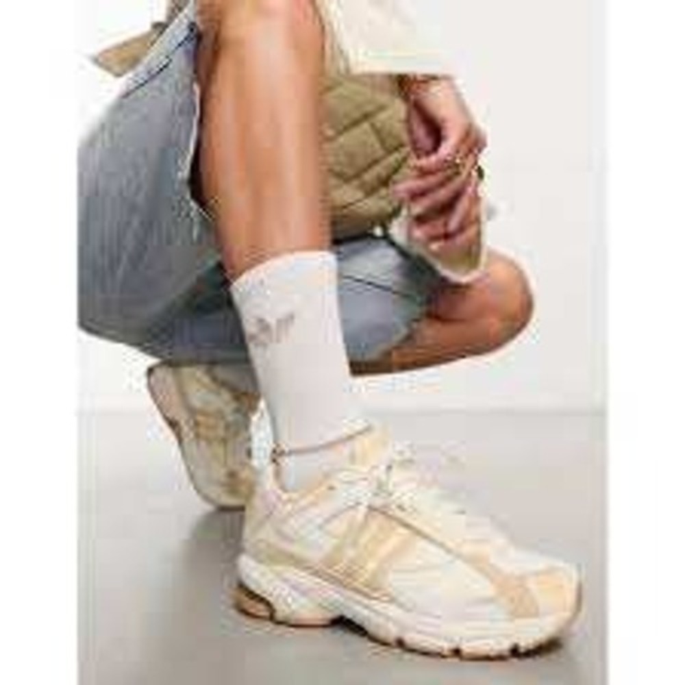Adidas Falcon Elite 2000 Running Shoes Cream Accent Runner Sneaker‎ - Size 9